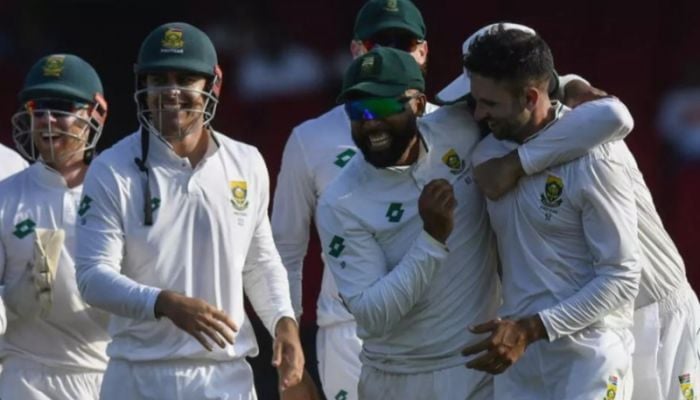 South Africa pick three spinners for Bangladesh Test series