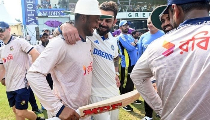 Virat Kohli gifts special retirement memento to Shakib