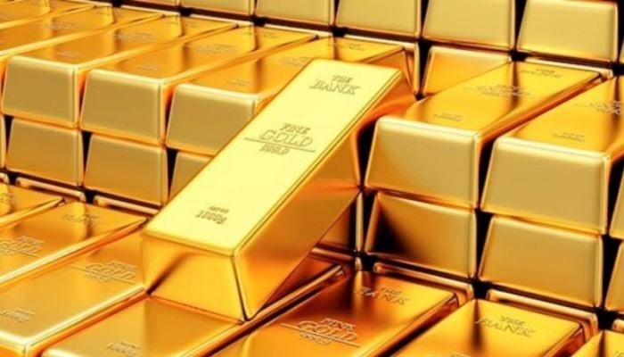 Gold breaks above $2,700 to record high
