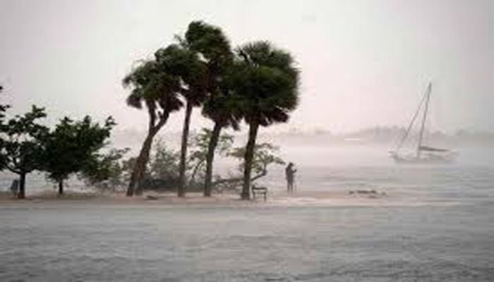 Monster Hurricane Milton makes landfall, walloping coast of Florida