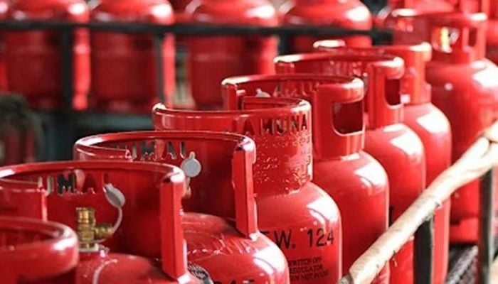 Price of 12kg LPG cylinder goes up Tk35