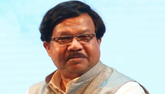 Travel ban imposed on Shilpakala ex-DG Liaquat Ali Lucky