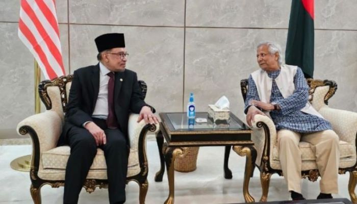 Chief Adviser holds one-to-one talk with visiting Malaysian PM