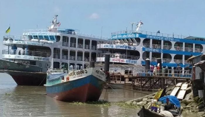 BIWTA suspends water vessels on 6 routes from Dhaka