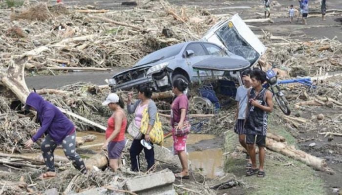 Death toll in Philippine storm rises to 100