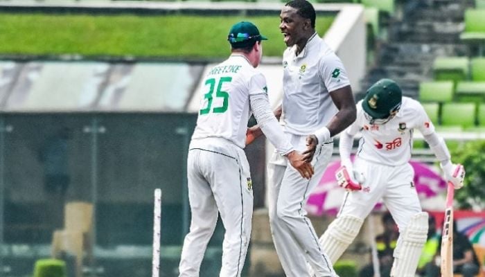 Rabada takes 300th wicket as Bangladesh fold at 106 runs