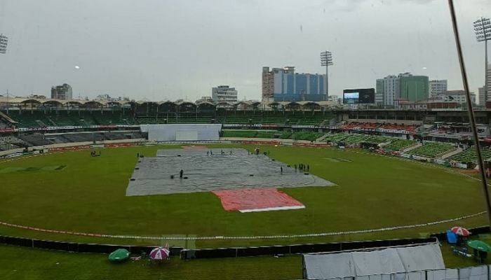 Rain stops play after Miraz helps Bangladesh take a 65-run lead