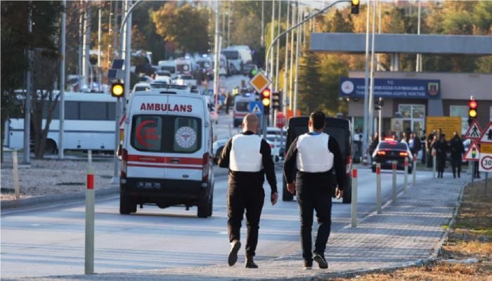 Attackers kill 5, injure 22 at Turkish aviation site