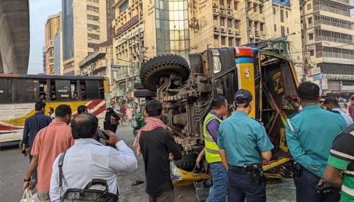 Three-way collision kills bank official in Paltan