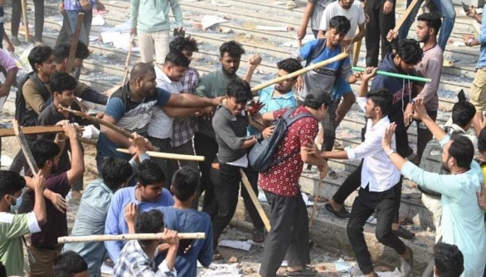 Clash at Mollah College: 3 students allegedly killed