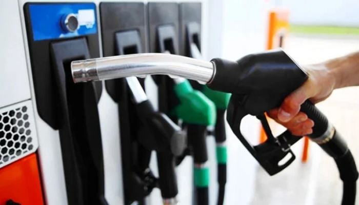 Diesel, kerosene prices reduced by Tk 0.50