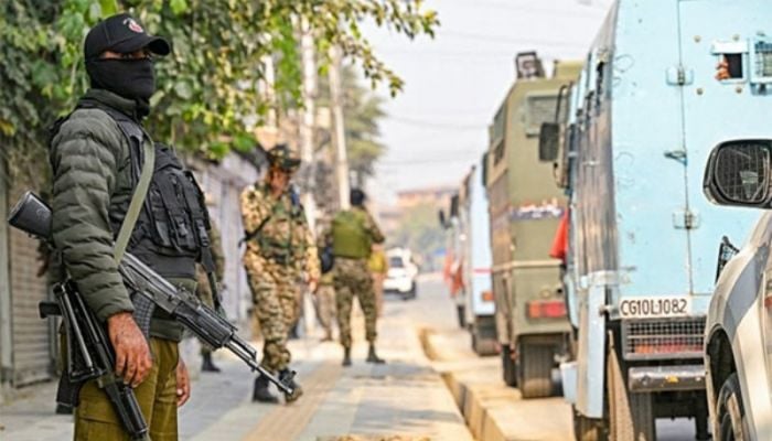 Indian commandos kill 10 Maoist rebels