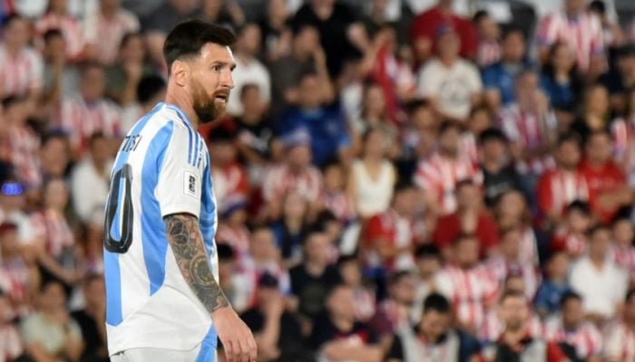 Frustrated Argentina suffer shock 2-1 defeat at Paraguay