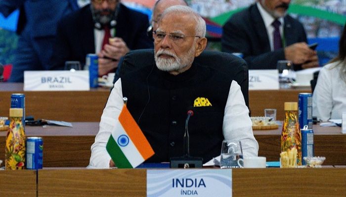 Modi's BJP, allies to win election rebound in India's richest state, Maharashtra