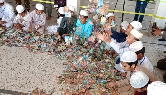 Pagla Mosque donations cross Tk 8 crore