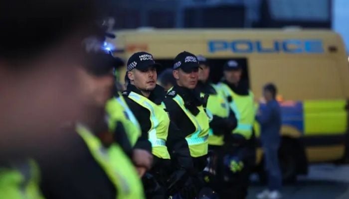 Hundreds of UK police sacked for misconduct
