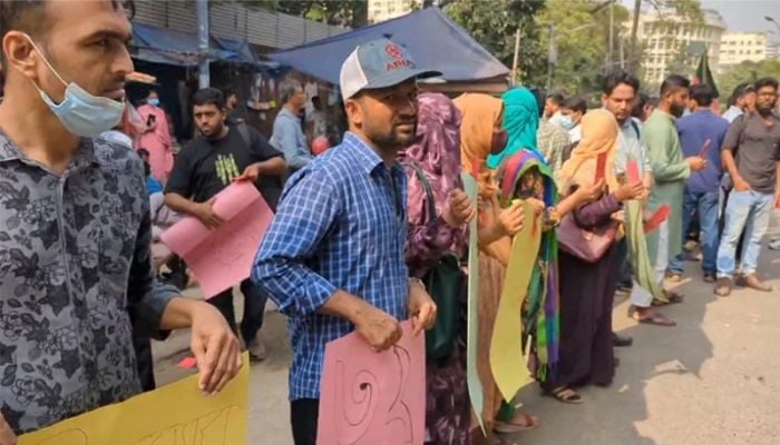 '35-aspirants' gathering at Shahbagh