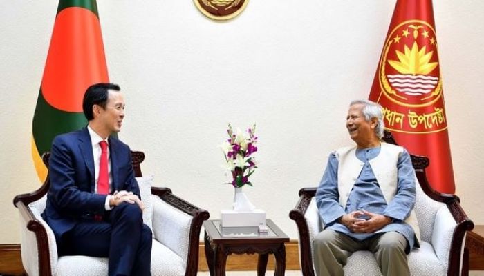 Chief Adviser seeks Singapore's support to bring back laundered money