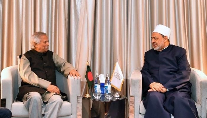 Grand Imam of Al-Azhar praises Prof Yunus's leadership