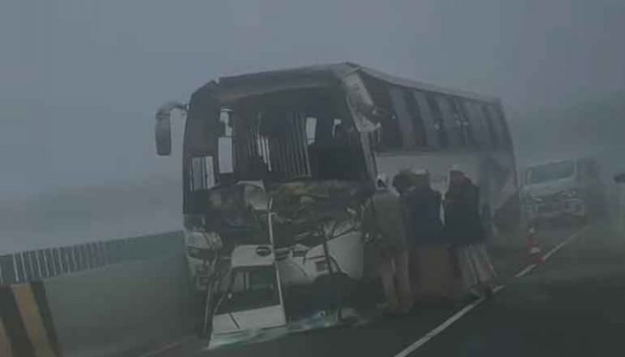 Multiple crashes on Dhaka-Mawa Expressway kill 1, injure 15
