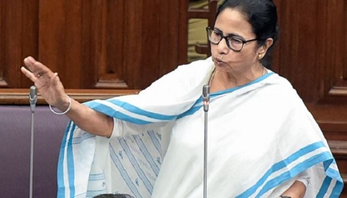 'Will we have lollipop while you come to occupy our land': Mamata in dig at Bangladeshi politicos