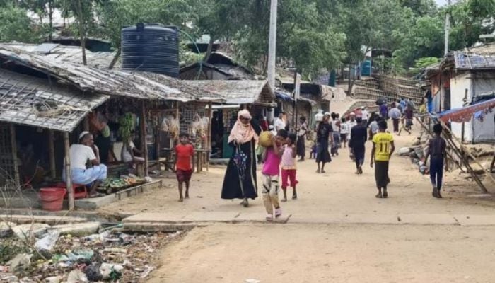 Fleeing Myanmar, Rohingya refugees recall horror of war