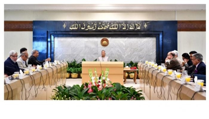 Advisers' council adopts condolence motion on Hassan Ariff's death