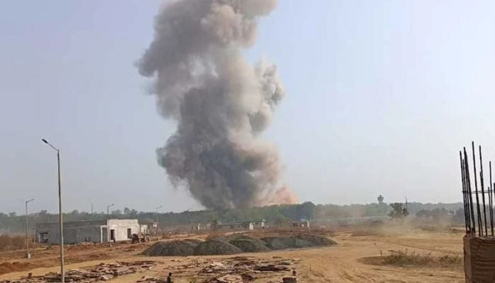 Blast at Indian military supply factory kills 8, injures 7