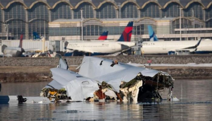 Who are the victims of the US plane crash?