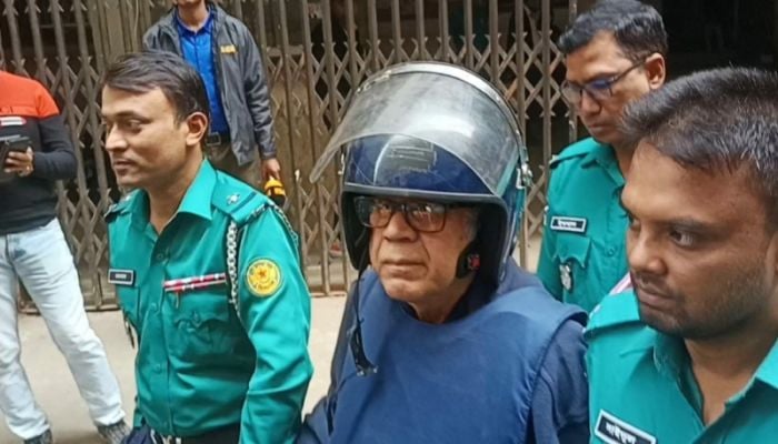 Ex-minister Adv Qamrul on 4-day remand in extortion cases