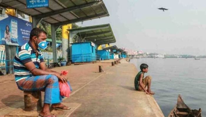 Air pollution: Dhaka dwellers advised to wear facemasks