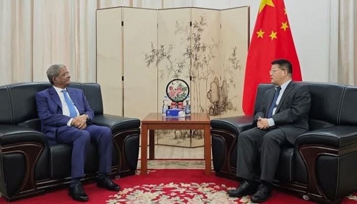 Chinese envoy meets Mirza Fakhrul 