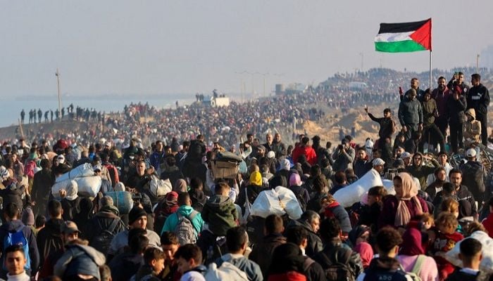 Palestinians return to north Gaza after breakthrough on hostages