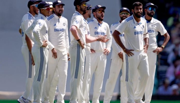 India cricketers to curb family time on tour after Australia defeat