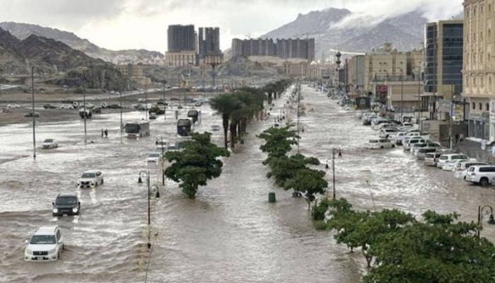 Saudi Arabia hit by massive flooding, red alert issued