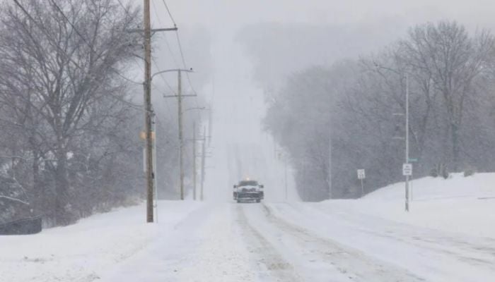 Five dead as huge winter storm grips swathe of US