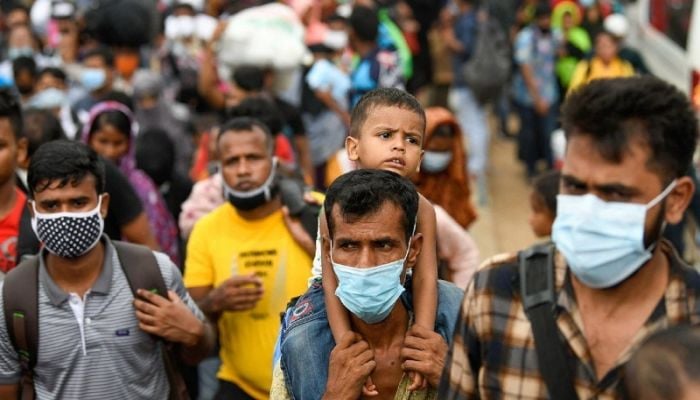 Govt asks city dwellers to wear face masks outdoors