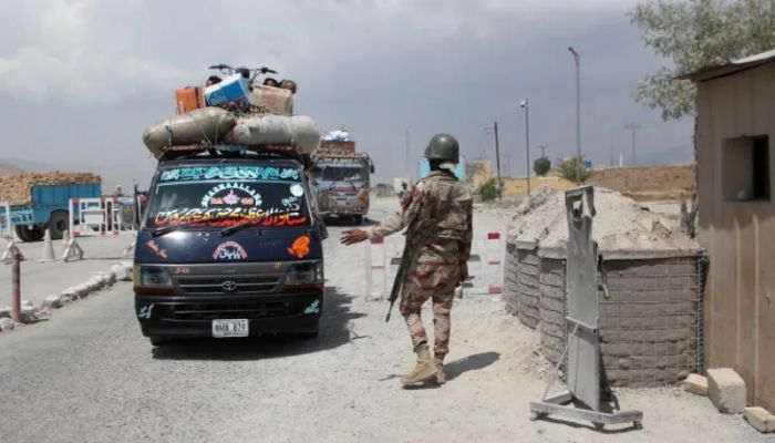 Separatist attack kills dozens of soldiers, fighters in Pakistan