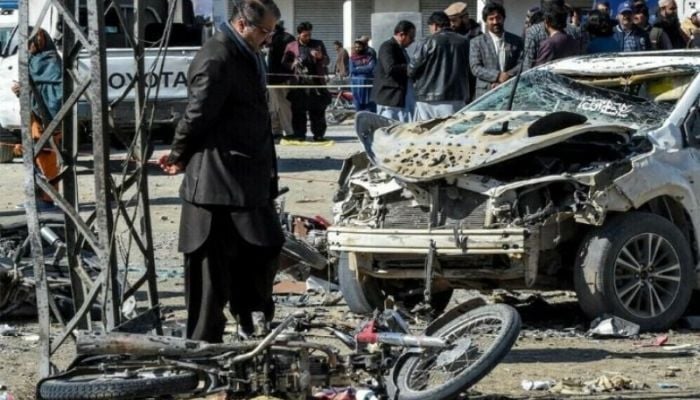 Islamic State group claims suicide bombing of Afghan bank