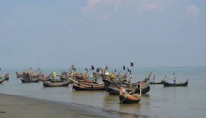 Govt lifts ban on fishing in Naf River after 8 years