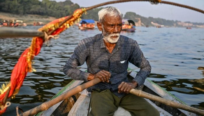 India's sacred boat service for giant Hindu festival