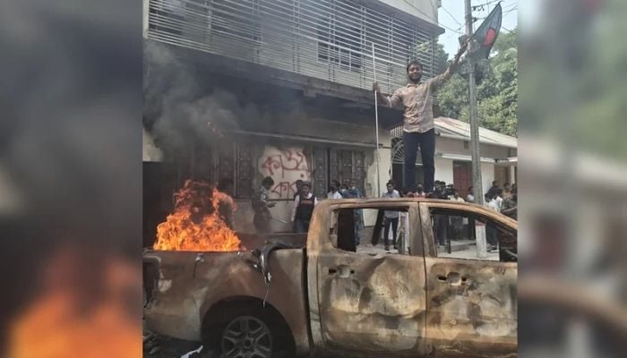 Obaidul Quader's house vandalised, set on fire
