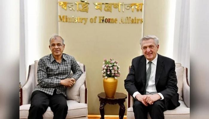 Home Adviser for international pressure on Myanmar for Rohingya repatriation