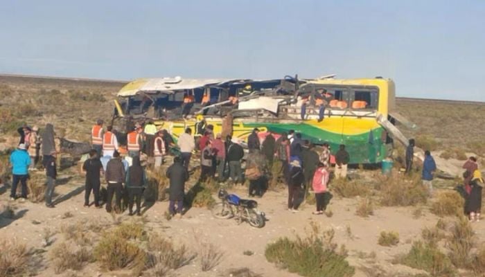 Bus accident kills at least 37 in Bolivia