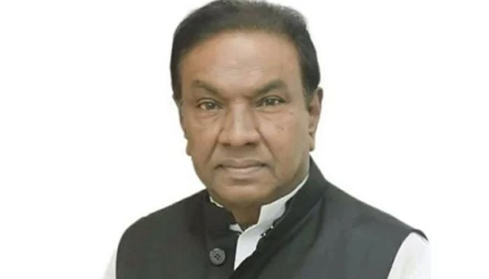 Court freezes 21 bank accounts of ex-lawmaker Sadek Khan, family