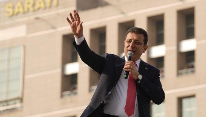 Turkish court jails Istanbul mayor, pending trial