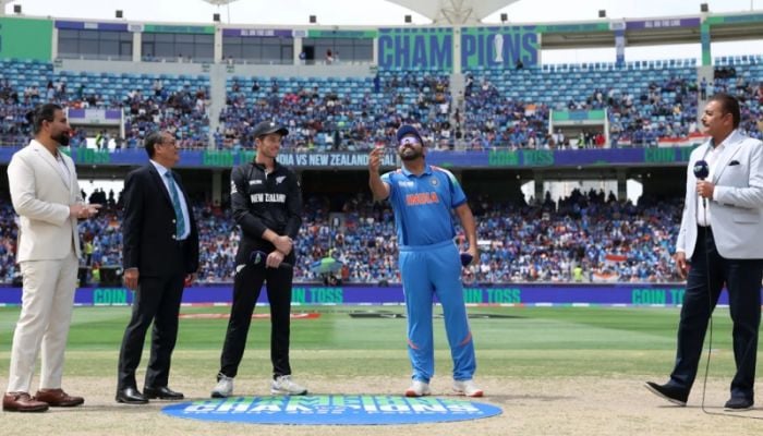 New Zealand win toss, bat against India in Champions Trophy final