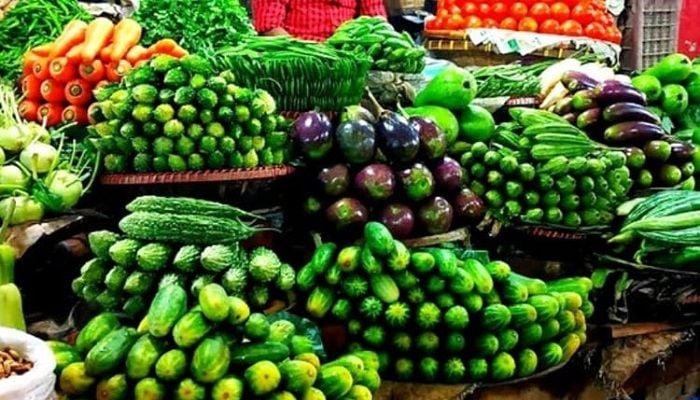 Reduced vegetable price brings relief in Ramadan