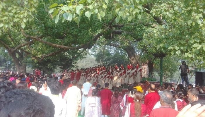 Chhayanaut welcomes Pahela Baishakh at Ramna Batamul