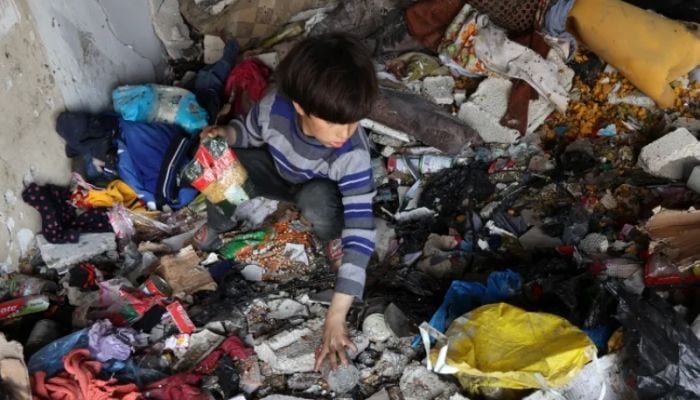 Israeli attacks kill, injure 100 children each day in Gaza: UN
